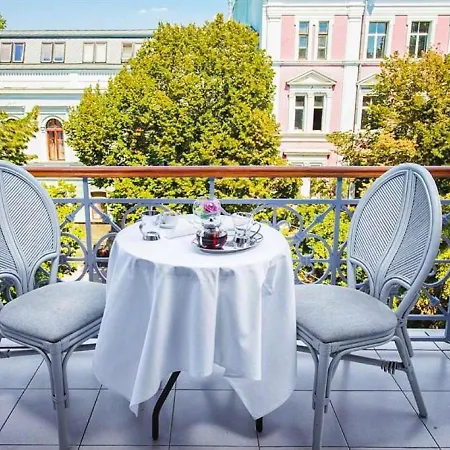 Aparthotel Continental 4*