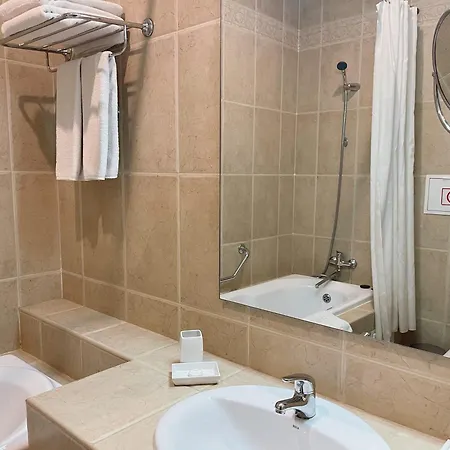 Continental 4*