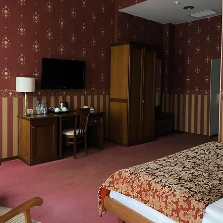 Continental Hotel