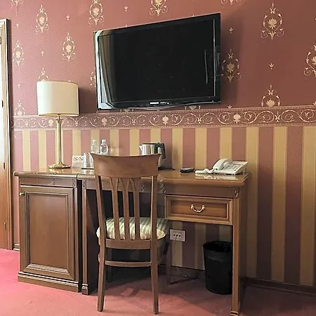 Otel Continental 4*