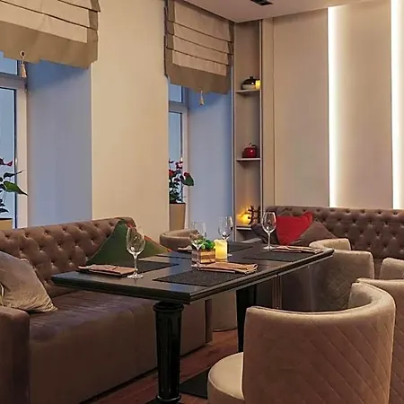 Otel Continental 4*