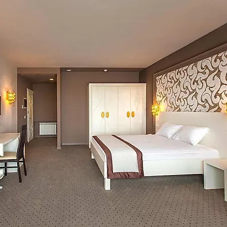 Otel Continental 4*