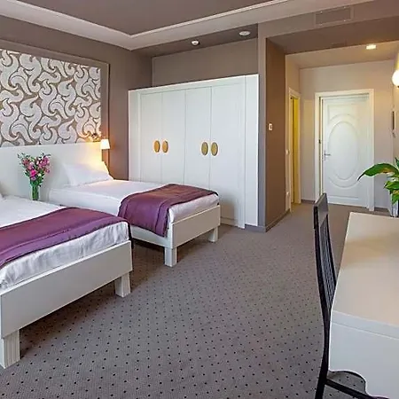 Continental Otel
