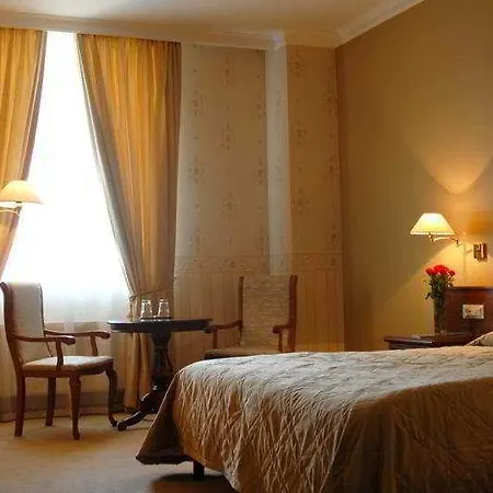 Aparthotel Continental 4*