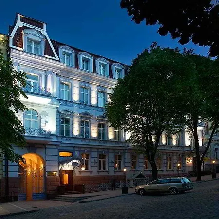 Continental Aparthotel 4*
