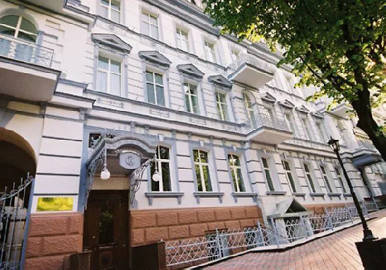 Continental 4* Odessza